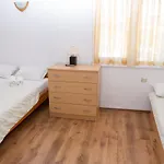 Guest house Sokratovi 3*