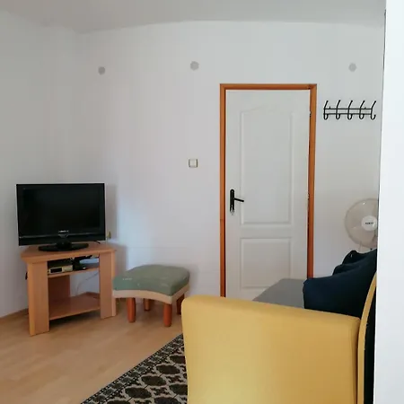 Sokratovi 3* Obzor