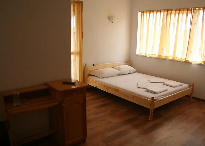 Sokratovi Guest house 3*