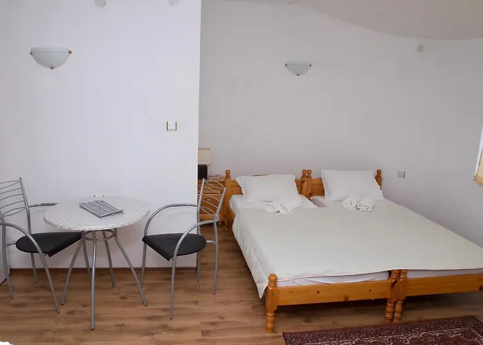 Sokratovi Guest house Obzor
